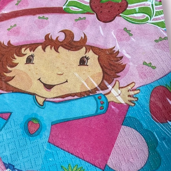 New DesignWare Strawberry Shortcake Paper Luncheon Napkins - Picture 3 of 4
